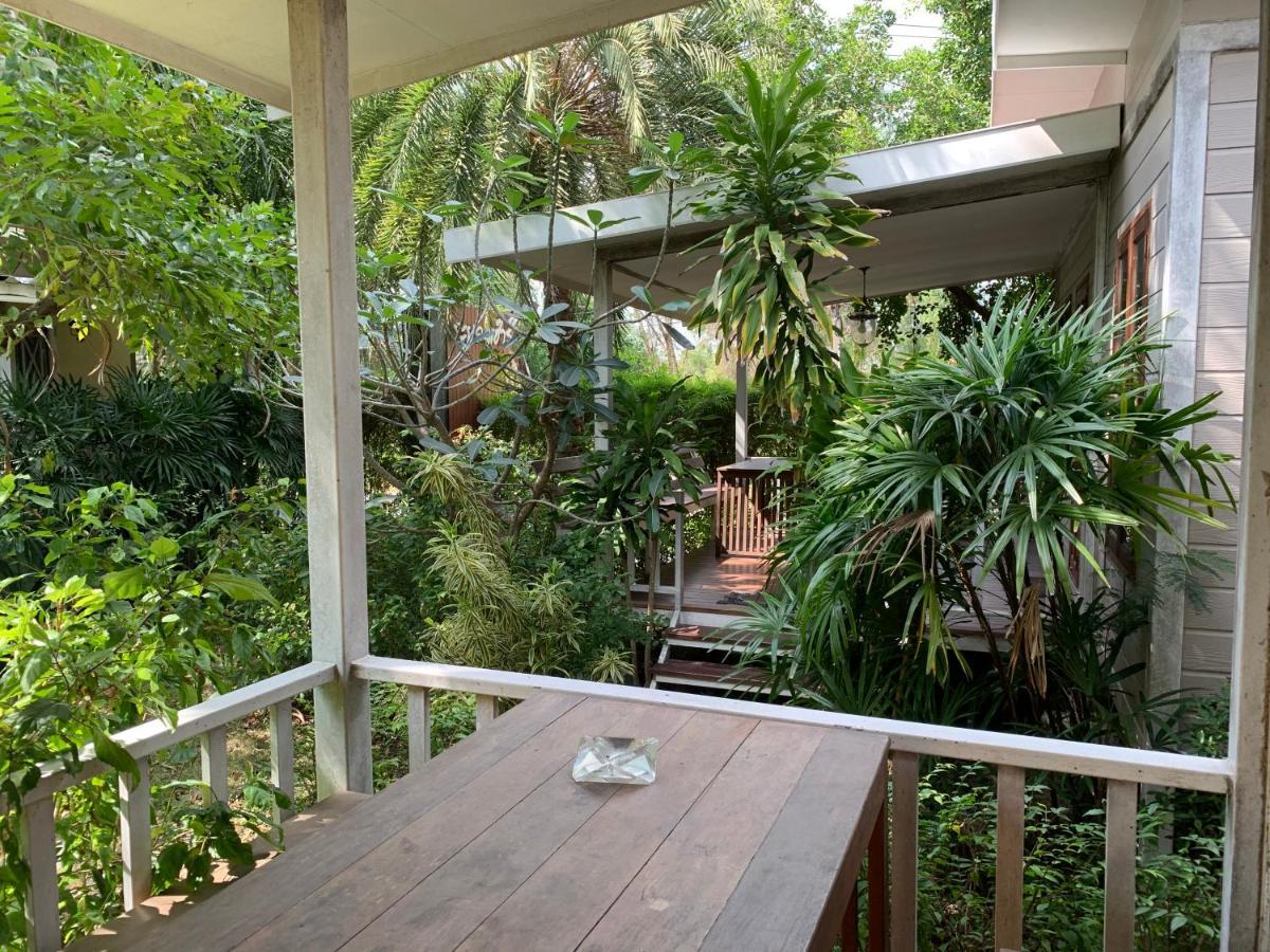 Oyo 75402 Villa Rayonghouse Ban Nong Sai Yong Exterior foto