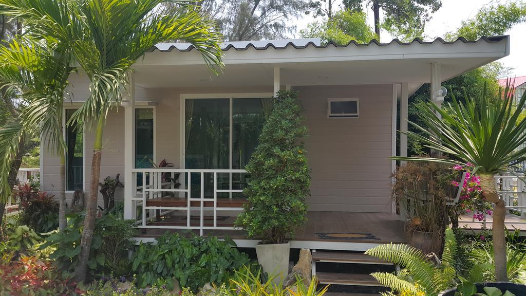 Oyo 75402 Villa Rayonghouse Ban Nong Sai Yong Exterior foto